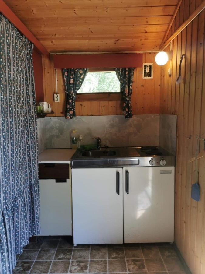 Hotel Loken Camping - Trivelig Og Idyllisk Ved Vannet Olden Esterno foto